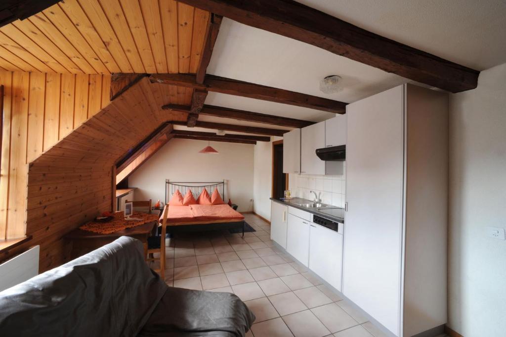 Chez Gilles Resto Bar Sa 2* La Chaux De Fonds